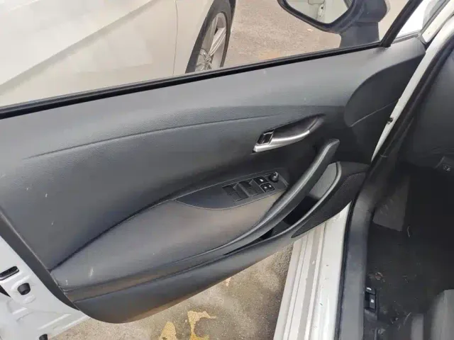 Toyota Levin 2023 TNGA 1.5L CVT Progressive — Фото автомобиля 7