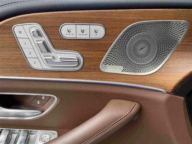 Mercedes-Benz GLS-Class — Фото автомобиля 4