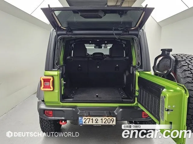 Jeep Wrangler Wrangler (JL) — Фото автомобиля 19