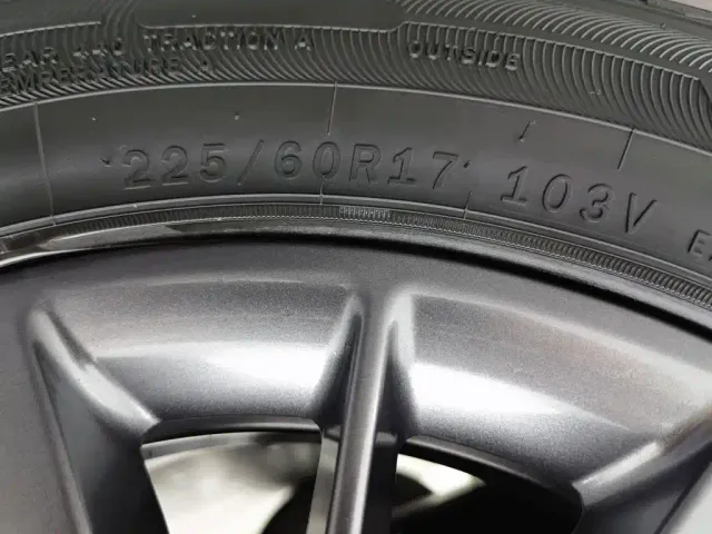 Bestune Besturn M9 — Фото автомобиля 24