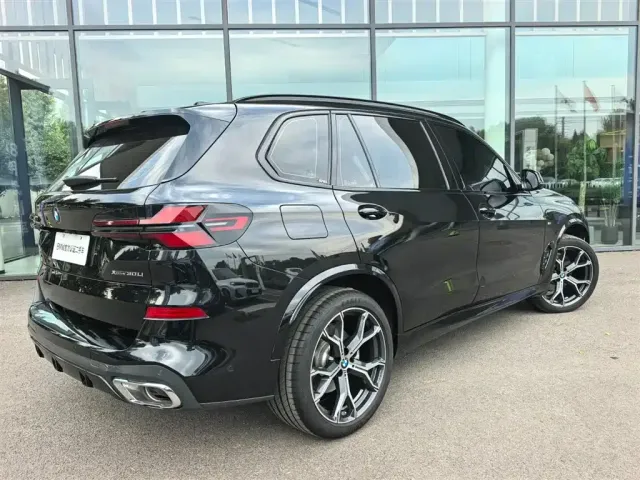 BMW X5 — Фото автомобиля 4