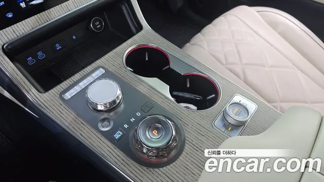 Genesis GV80 2.5T Бензин AWD — Фото автомобиля 6