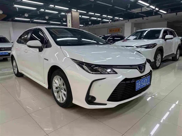 Toyota Corolla — Фото автомобиля 3
