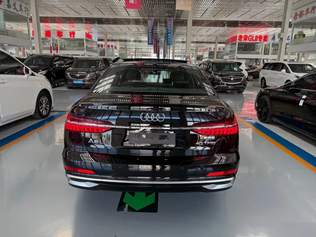Audi A6L — Фото автомобиля 8