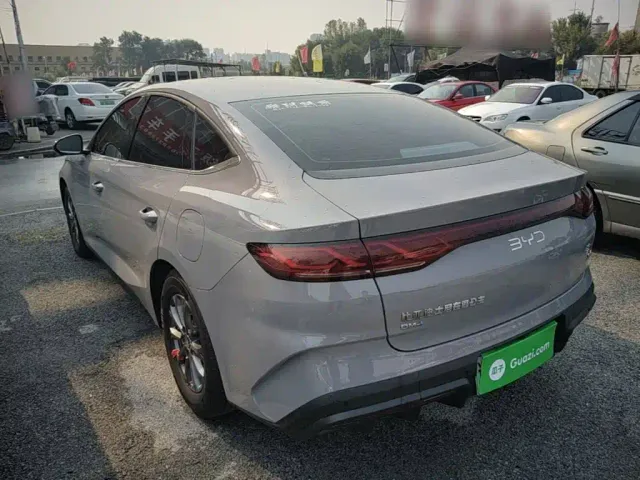 BYD Qin L — Фото автомобиля 4