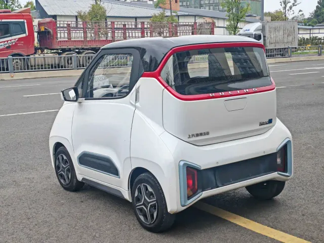Wuling NanoEV — Фото автомобиля 7