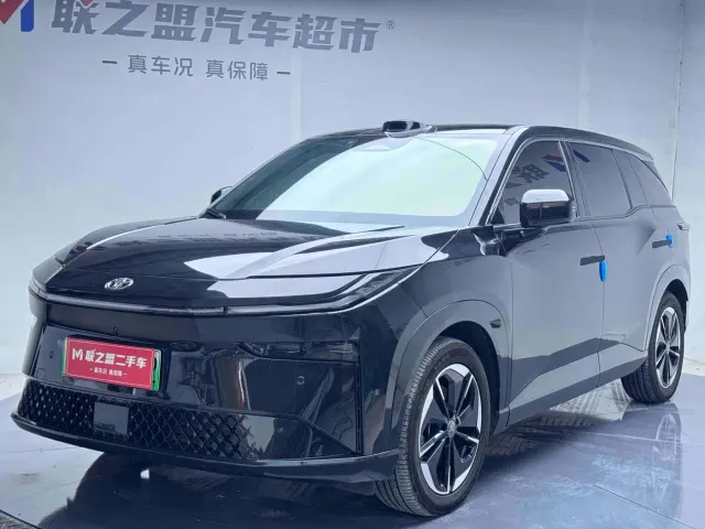 Фотография автомобиля — Toyota BoZhi 3X
