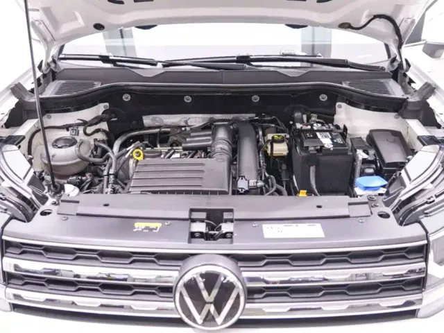 Volkswagen Tharu — Фото автомобиля 4