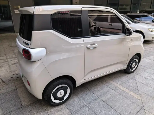 Wuling Hongguang Mini EV — Фото автомобиля 10