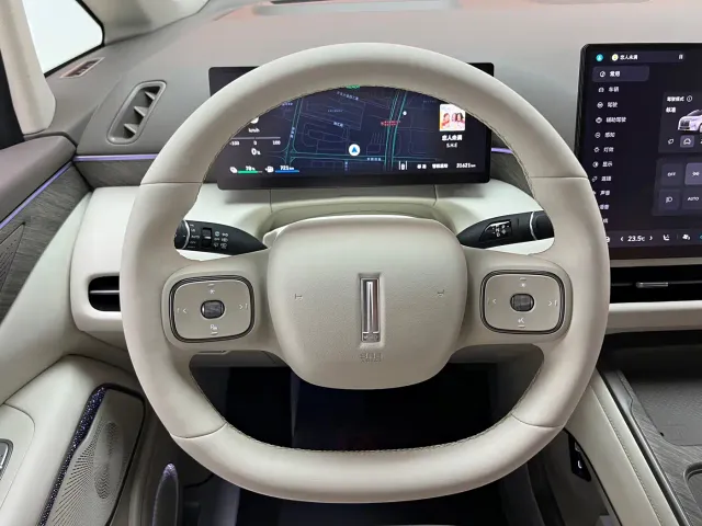 Wey Alpine — Фото автомобиля 15