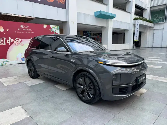 Li Auto L9 — Фото автомобиля 3