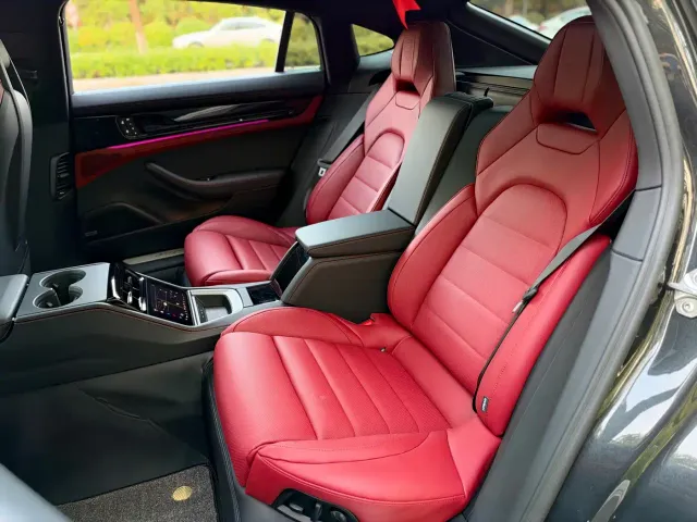 Porsche Panamera — Фото автомобиля 7