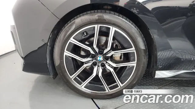 BMW 7 Series G70 — Фото автомобиля 5