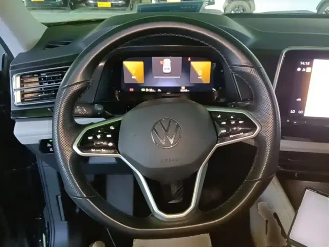 Volkswagen Teramont — Фото автомобиля 10