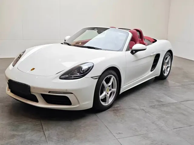Фотография автомобиля — Porsche 718