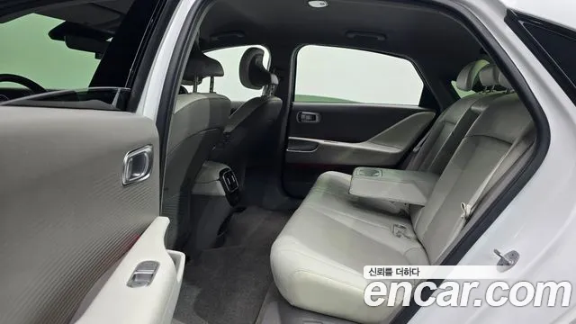 Hyundai Ioniq 6 — Фото автомобиля 18
