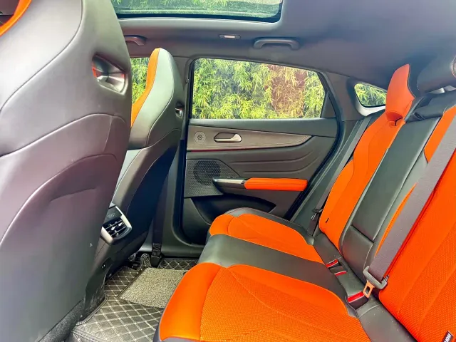 Changan Changan UNI-V 2025 2.0T Sport Version — Фото автомобиля 10