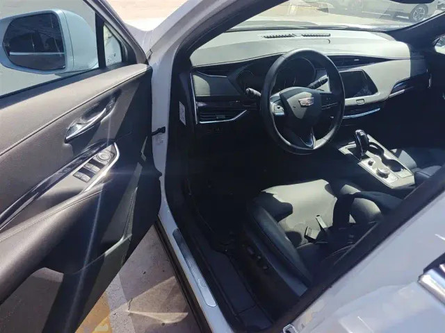 Cadillac XT4 — Фото автомобиля 15