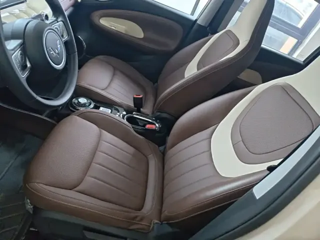 Wuling Bingo — Фото автомобиля 14