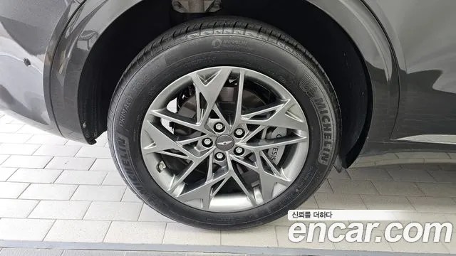 Genesis GV70 2.5T Бензин AWD — Фото автомобиля 5