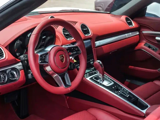 Porsche 718 — Фото автомобиля 15