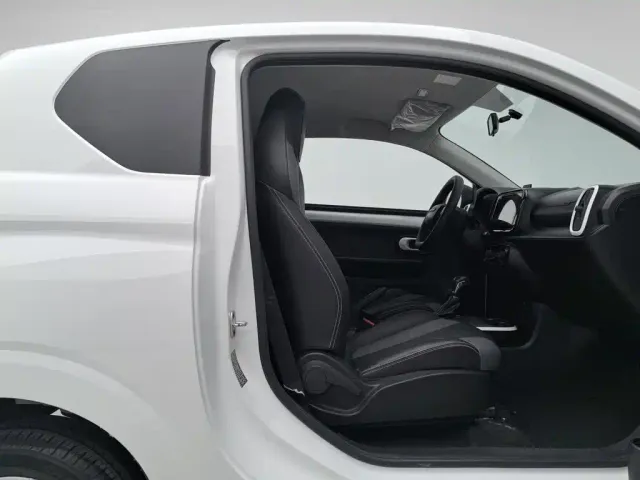 Roewe Clever — Фото автомобиля 23