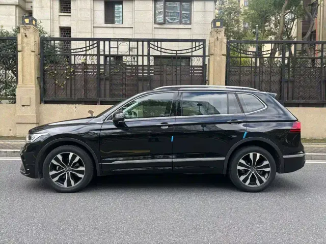Volkswagen Tiguan L — Фото автомобиля 5