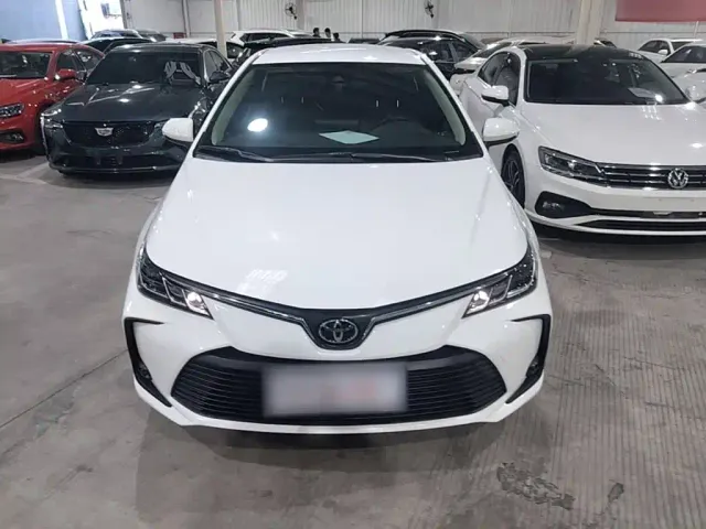 Toyota Corolla — Фото автомобиля 2