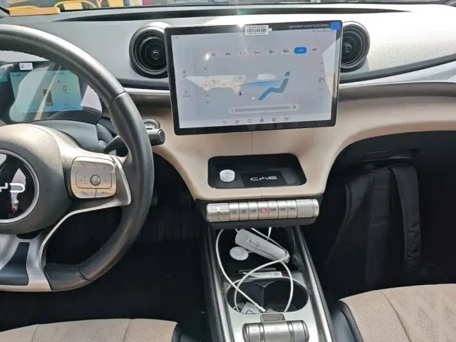 BYD Dolphin — Фото автомобиля 12