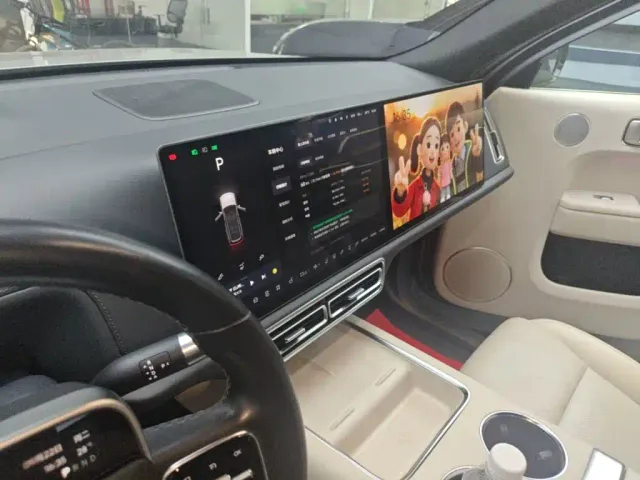 Li Auto Li Xiang L9 2022 Max — Фото автомобиля 12