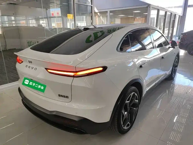 Onvo L60 — Фото автомобиля 6