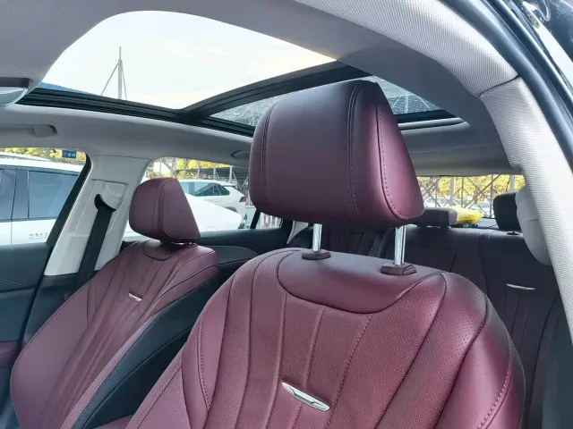 Hongqi H5 — Фото автомобиля 21