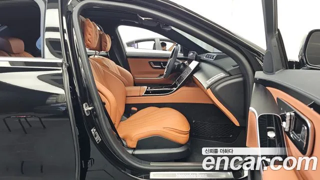 Mercedes-Benz S-Class — Фото автомобиля 11