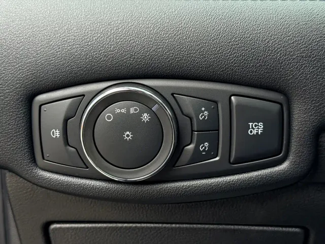 Ford Edge — Фото автомобиля 18