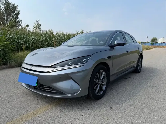 Фотография автомобиля — BYD Qin L