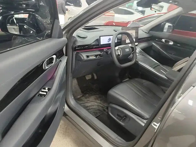 Geely Galaxy E5 — Фото автомобиля 15