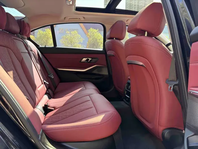 BMW i3 — Фото автомобиля 11
