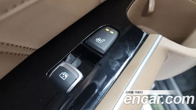 Kia Sorento Новый Sorento 4 поколение Бензин 2.5T 2WD — Фото автомобиля 19