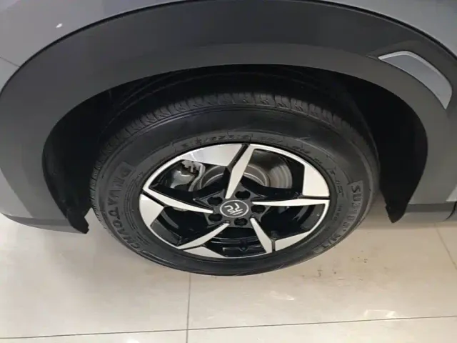 BYD Yuan UP — Фото автомобиля 22