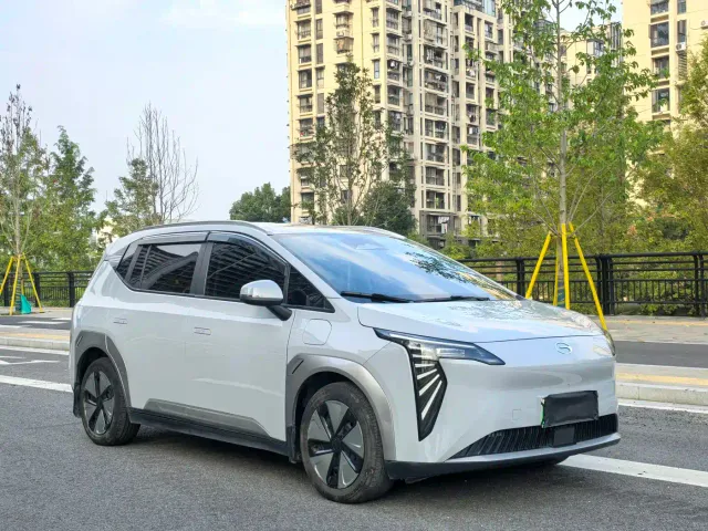 GAC Aion Y — Фото автомобиля 4