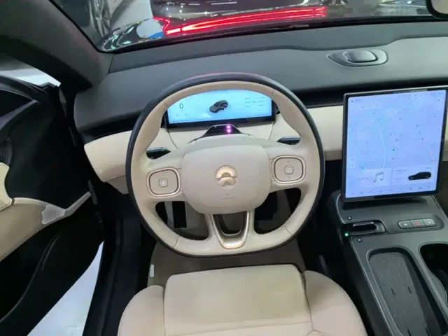 Nio ET5 Touring — Фото автомобиля 10