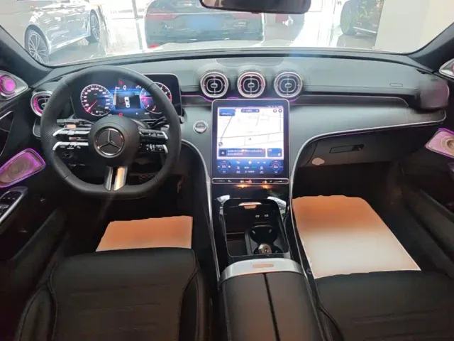 Mercedes-Benz C-Class — Фото автомобиля 9