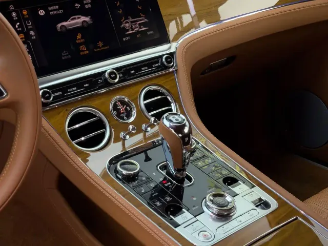 Bentley Continental 2022 4.0T GT V8 — Фото автомобиля 29