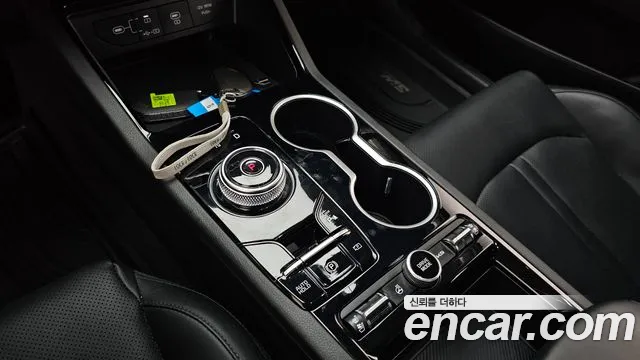 Kia K5 Новый K5 3 поколение 2.0 LPi(Для проката) — Фото автомобиля 9