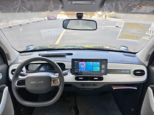 Geely Panda — Фото автомобиля 10