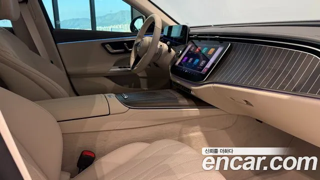Mercedes-Benz E-Class — Фото автомобиля 15