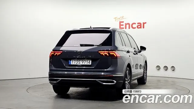 Volkswagen Tiguan Tiguan 2 поколение 2.0 TDI Prestige — Фото автомобиля 4