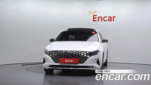 Hyundai Grandeur Grandeur (New) — Фото автомобиля 3