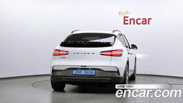Genesis GV60 — Фото автомобиля 4