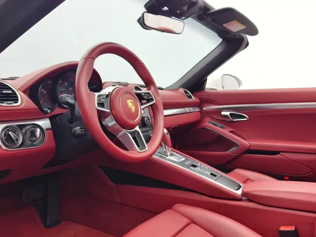 Porsche 718 — Фото автомобиля 12